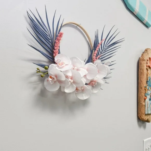 Tropical Orchid Wreath - Picture 4 of 5